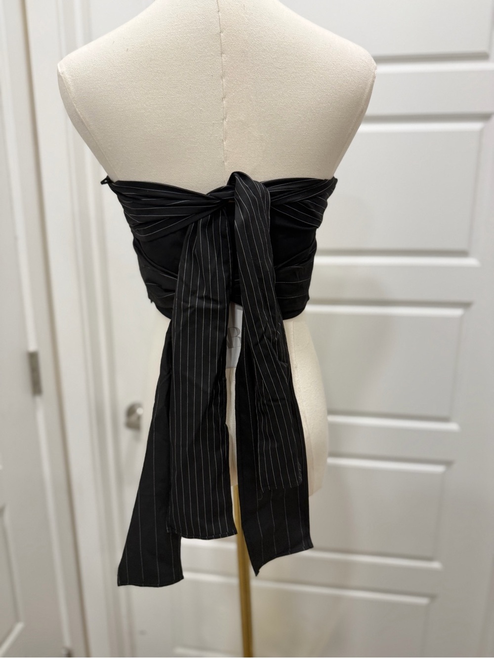 ZARA STRAPLESS MULTI-POSITIONAL TIE CROP TOP - Picture 7 of 10